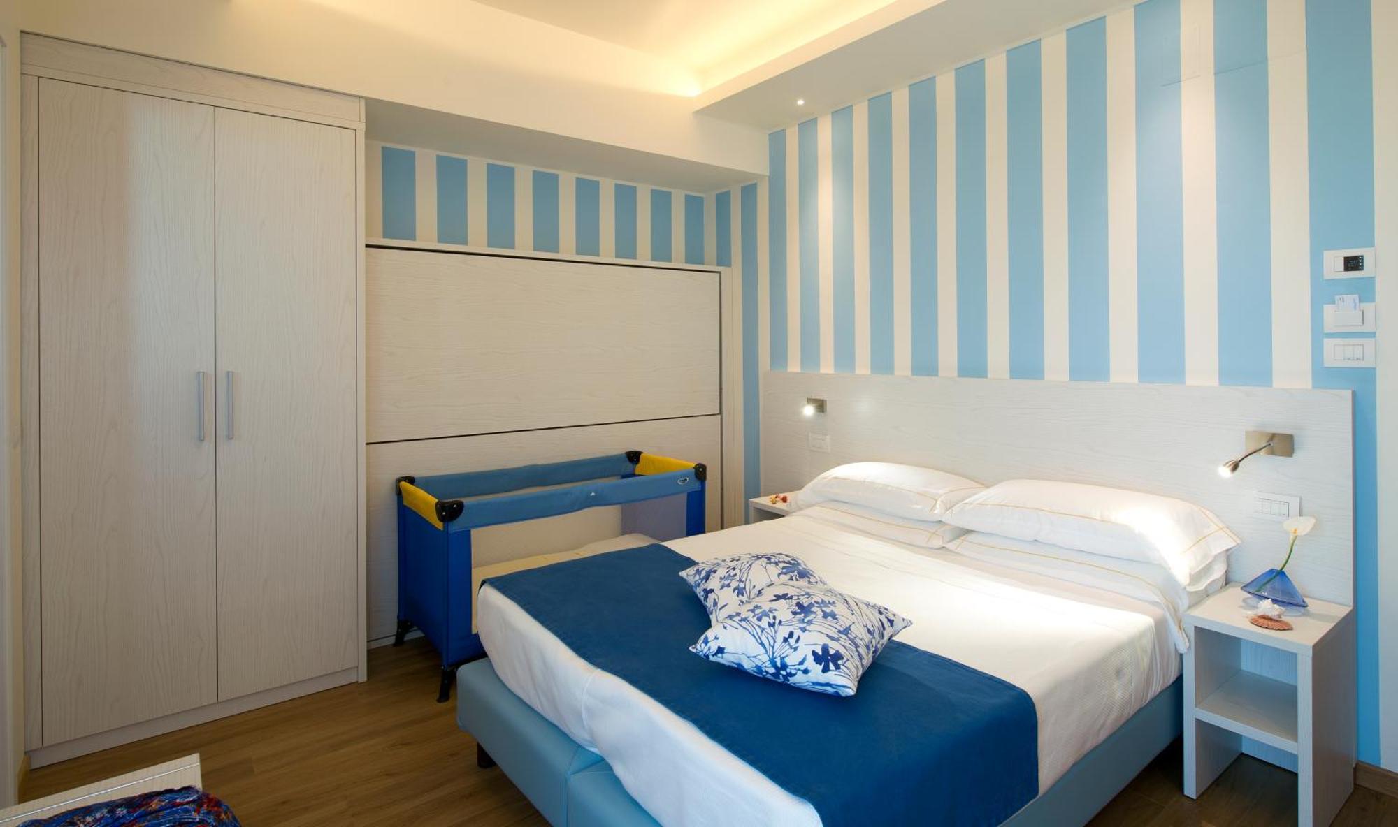Una Hotels Imperial Beach Hotel Marotta Ngoại thất bức ảnh