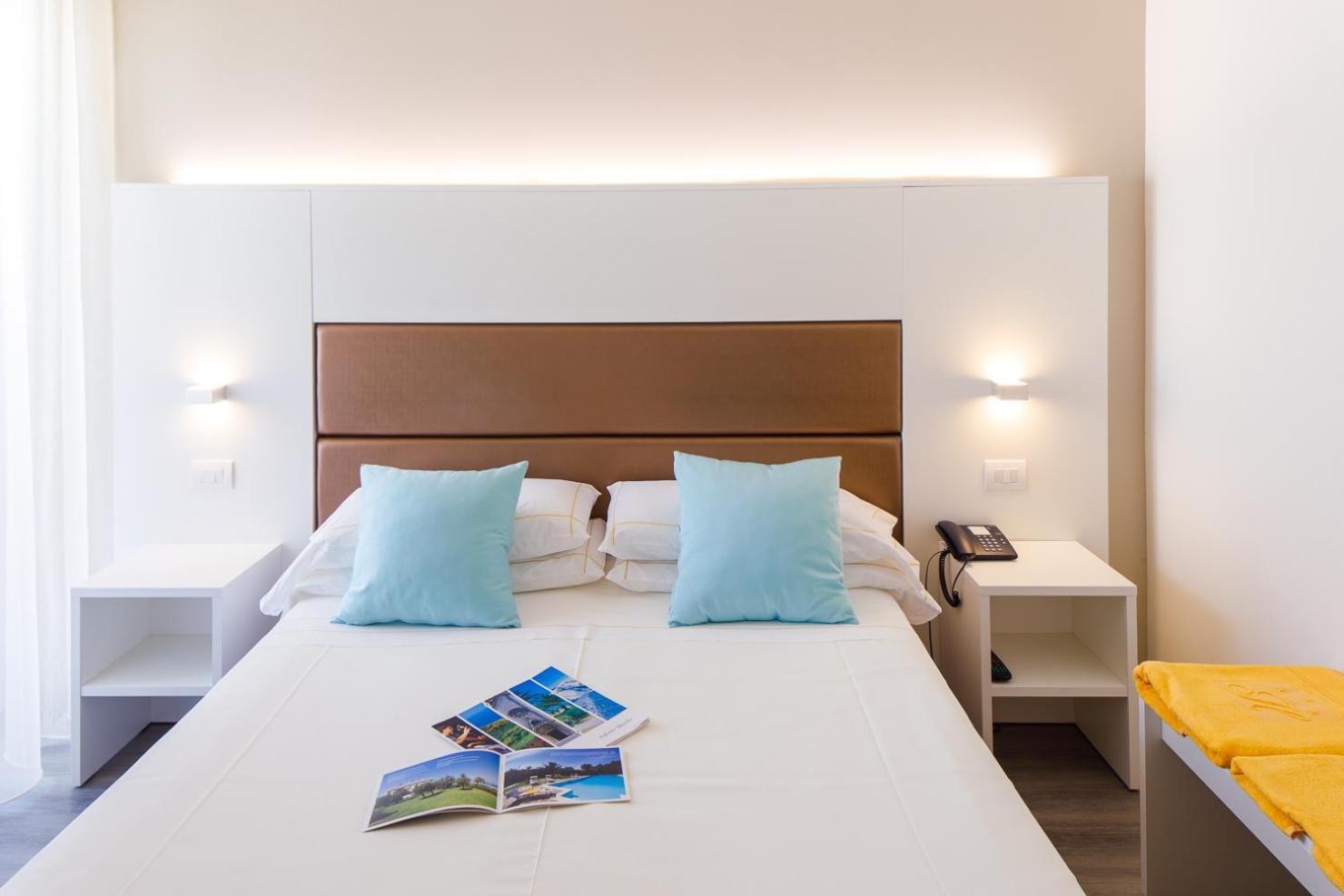 Una Hotels Imperial Beach Hotel Marotta Ngoại thất bức ảnh