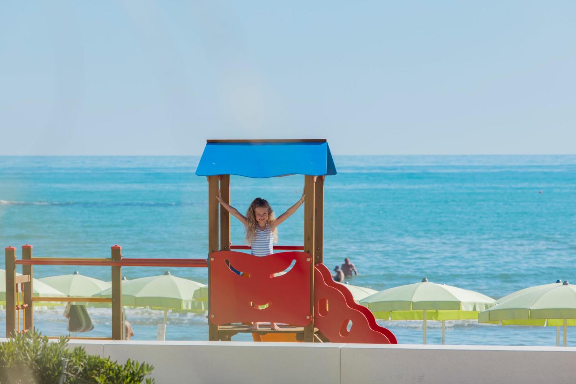 Una Hotels Imperial Beach Hotel Marotta Ngoại thất bức ảnh