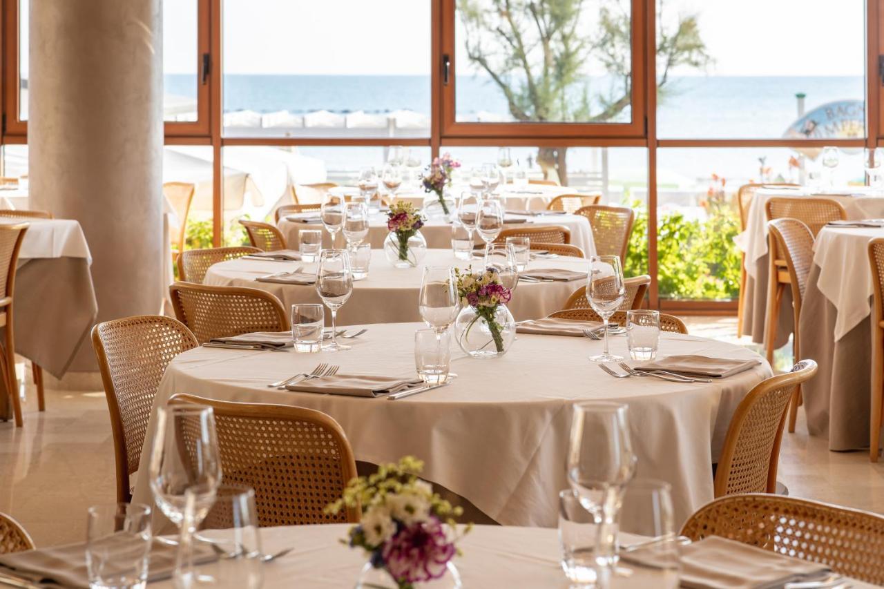 Una Hotels Imperial Beach Hotel Marotta Ngoại thất bức ảnh