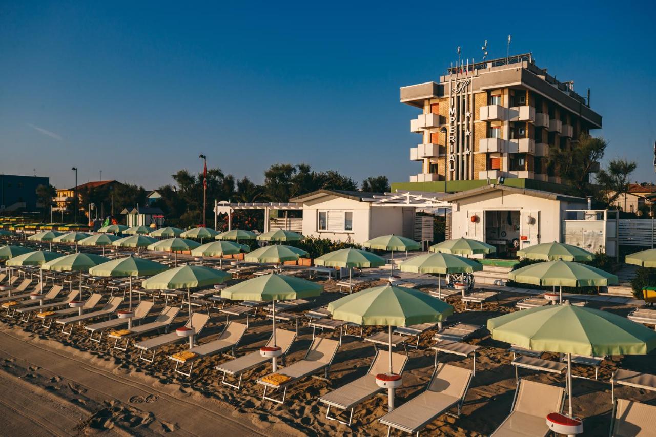 Una Hotels Imperial Beach Hotel Marotta Ngoại thất bức ảnh